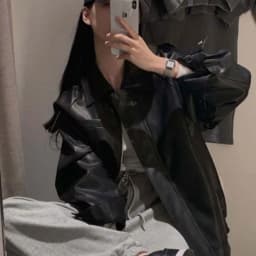 Stylish Retro PU Leather Jacket Women's Loose Fit Biker Vest Fashionable Long Sleeve Zipper Closure Doll Collar Commute Style