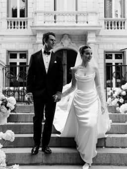 Kyoto Customized Off-white Mermaid Wedding Dress Strapless Sleeveless vestidos de noche Elegant Court Train robe de mariée