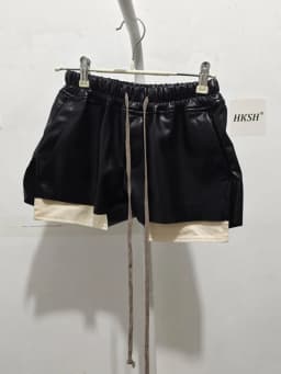 HKSH 2026 Summer New Women's PU Leather Shorts Dark RO Style Side Split Color Block Elastic Waisted Drawstring Hot Pants HK18687