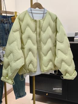Janveny 2026 New Autumn Winter Lightweight Wave Quilted Puffer Jacket Women Loose Round Neck Short White Duck Down Coat Outwear