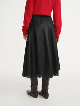 DUSHU Plus Size Women's Winter 2025 New Arrival Openwork Flower Shadow Leather Skirt with Elastic Waist and Carved Flower Design