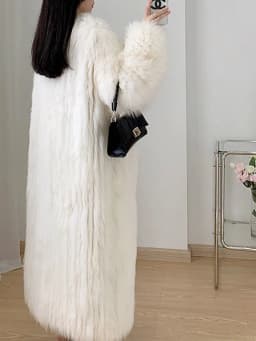 Eco-Friendly Long Fur Coat Women's Winter Fashionable Young Style High-End Brand Warm Windproof Color Loose Fit