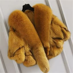 New Real Fox Fur Coat Autumn and Winter Fox Fur Shawls Neckline Jacket Women Natural Fur Vest Shawl Short Trend Lady Fur Poncho