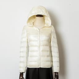 Women's Lightweight Casual Hooded Down Jacket Autumn Winter Minimalist Short Down Coats Female Solid Color Zipper Warm Outerwear