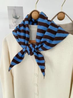 New Women Wool Scarf Shawl Winter Warm Soft Knitted Striped Triangle Fashion Brand Bandana Lady Wool Scarves