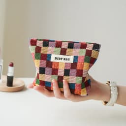 Colorful Checkered Women's Makeup Bag Large Capacity Makeup Lipstick Storage Bag Portable Travel Toiletry Bag Commuter Clutch