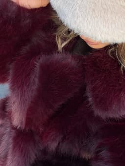 Winter High Quality Long Faux Fur Jacket Coat Women Warm Burgundy Belted Maxi Jacket Lapel Plush Loose Overcoat Luxury Outwear