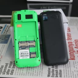 Cheap 2G GSM Senior Mobile Phone 1.77" Display Dual Sim Big Battery Long Standby Whatsapp Torch FM Low Price Elderly Cellphone