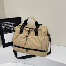 Large Travel Bag - Spacious, Lightweight & Durable. with Adjustable Strap & Pockets. Perfect for Travel & Commute Сумка Женская