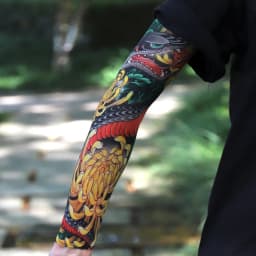 Ultra thin seamle Tattoo Flower Arm For Men Women Cool Travel Cycling Elastic Scratch Resistant Sunscreen Arm Sleeves Accessorie
