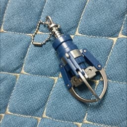 Creative Mini Doll Machine Claw Keychain For Women Plastic Material Fingertip Gripper Girls Bag Pendant Keyring Jewelry N908
