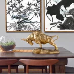 Lucky Taurus Zodiac Ornament Resin Cow Statue Desktop Office Desk Decor Modern Bookcase Display Home Decoration Creative Gift