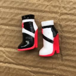 Original Doll Hands Shoes Boots Earrings Decors Doll Replacement White Beige Brown Hands Colorful Doll Accessories