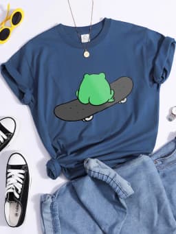 Frog On Skateboard Back View Metal T Shirt Women Summer Casual Tshirt Fashion Street Crop Top Hip Hop Personality Tshirt Womens