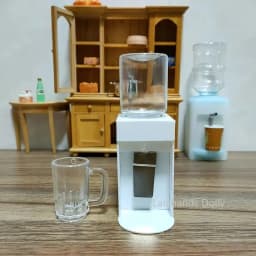 DollHouse Mini Power-driven Delicate Juicer Model Kitchen Accessories for True Cooking Furniture Decoration Children Gifts