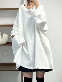 EAM Purple Big Pockets Casual Sweatshirt New Round Neck Long Sleeve Women Big Size Fashion Tide Autumn 2026 30A2867