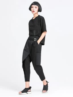 [EAM] High Elastic Waist Black Irregular Split Harem Trousers New Loose Fit Pants Women Fashion Tide Spring Summer 2026 1Y487