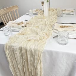 Wrinkle Gauze Table Runner Cheesecloth Semi-Sheer Table Setting Dining Wedding Party Christmas House Banquets Arches Decor