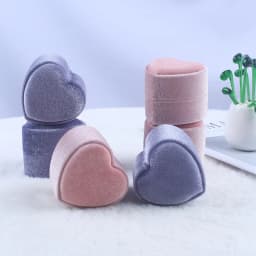 Heart Shaped Creative Velvet Ring Box Jewelry Packaging and Storage Box Diamond Ring Box for Propose Marriage and Wedding
