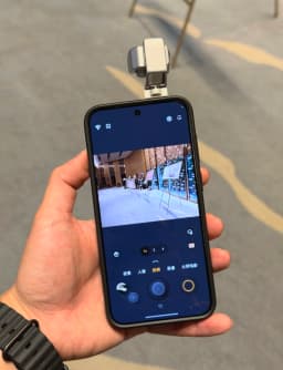 Google Play China Version New Honor Robot Phone Snapdragon®️8 Gen5 6.31inch OLED 120Hz 200MP 7060Mah 120W Fast Charger OTA NFC
