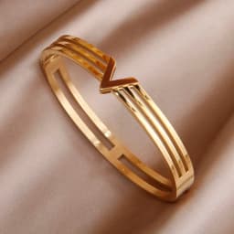 New Sight Classic Stainless Steel Letter V Bangles for Women Fashion Brand Jewelry Crystal Bracelets Party Accessories Gifts