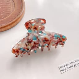 Korean acetate claw clip for women, leopard print hair claw hair accessory, simple medium size, back of the head hair clip, bun
