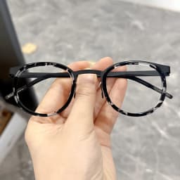 Denmark Ultralight Retro Round Glasses Frame Men Women 9704 Fashion Screwless Eyeglasses Titanium Acetate Oculos Classic Design