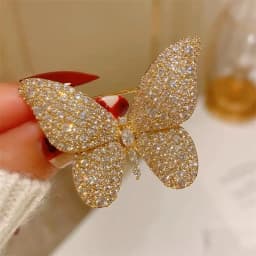 Luxury Snowflake Pearl Crystal Brooch Large Snowflake Flower Brooch Pins Fashion Exquisite Women's Jewelry