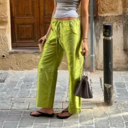 Women Y2K Metallic Shiny Cargo Pants Elastic Drawstring Waist Wide Leg Pants Utility Multi-Pocket Parachute Trousers