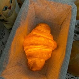 Artifical Croissant Bread Light Atmosphere Lamp LED Bread Lamp LED Night Light Cake Shop Decoration Great Gift