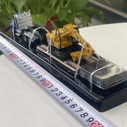 1/87 Scale Semi Tractor with Lowboy Trailer and Cat Diecast Machines Alloy Collectible Toy Model Ornament Souvenir
