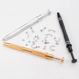 2pcs Piercing Jewelry Ball Top Holder Pick-up Tool Tweezers Catcher Grabbers With 4 Claws Piercing Jewelry Making Grasping Tools