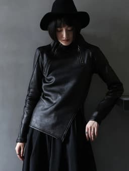 Dark Style Irregular Stand Collar Diagonal Zipper Faux Leather Sweatshirt Female Cool Black Gothic Jacket Fleece Lining Pullover
