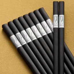 5 Pairs 24cm Reusable Chopsticks Sushi Sticks Non-Slip Chopstick Korean Japanese Food Chinese Wood Chopsticks Set