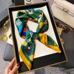 Luxury Print Chain Neck Tie Shawl 2025 Silk Square Scarf Women Wraps Female 70cm Hair Hand Wrist Headkercheif Hijab Bandana
