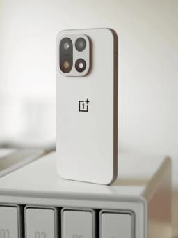 OnePlus 15 5G Smartphone Snapdragon 8 Gen 5 6.78” AMOLED 165Hz 7300mAh 120W 50MP Cámaras Triple