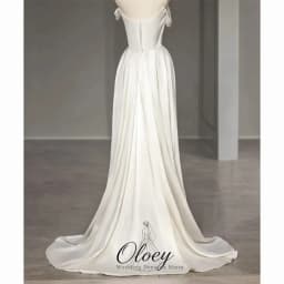 OLOEY Customized Minimal Off The Shoulder Satin Bridal Gown Mermaid Short Sleeve Korea Wedding Dress Photo Shoot Lawn Wedding