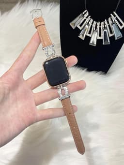Diamond Leather strap for Apple Watch Band 44mm 45mm 38-42-40-41mm Luxury design Bracelet iwatch series 8 7 SE 6 5 4 Ultra 49mm