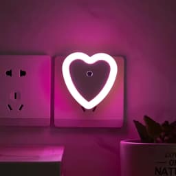 Night Light Plug In 220V Dusk Sensor Heart Shape for Stairs, Bedrooms, Kitchens, Freestanding Wall Mount Light Sensor Control