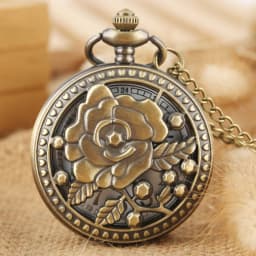 Vintage Bronze Flowers Quartz Analog Pocket Watch Gift Men Women Necklace Pendant Pocket Clock Arabic Numerals Dial Retro Watch