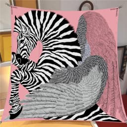 New Summer Air-conditioned Room Warm Square Scarf French Fashion Women's Shawl Gift Fashion Trend Headscarf