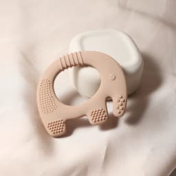 Cute Baby Silicone Elephant Teether Food Grade Safe Teether Cute Cartoon Ease Teeth Pain Toy Teething Gift Oral Care