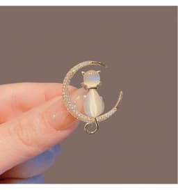Green Red Crystal Rhinestone Four-Leaf Clover Flower Brooches Lapel Pins Jewelry Clothing Accessories Brooch for Women 2024