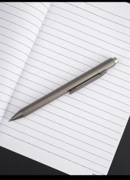 EDC Titanium Alloy Pen Portable Business Writing Multi-functional Portable Outdoor Traveling Office EDC Tools Ballpoint Pen