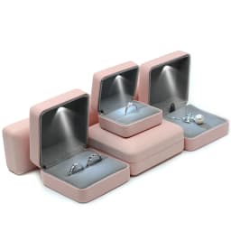 Velvet LED Lighted Necklace Bangle Bracelet Long Chain Box Luxury Wholesale Metal Jewelry Gift Display Storage Case