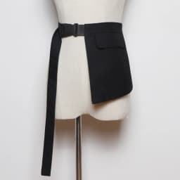 [EAM] Black Irregular Pocket Buckle Long Wide Belt Personality Women New Fashion Tide All-match Spring Autumn 2026 1DH8957