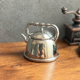 1Pc 1:12 Miniature Teapot Tea Kettle Dollhouse Kitchen Food Accessories Dolls House Kitchen Furniture Teapot