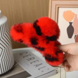 Natural Rex Rabbit Fur Big Crab Hair Clip for Girls Rabbit Hair Claw Clips Cute Ponytail Women's Barrettes Fluffy Hair Crab