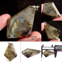 Stone Craft Natural Labradorite Raw Stone Polishing Geometric Shape Crystal Labradorite Pendent Exquisite Natural Training Stone