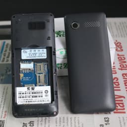 2G GSM Cheap Elderly Slim Mobile Phone Blind-Friendly Key Large Battery Long Standby Dual Flashlight SOS Call Blacklist Speed